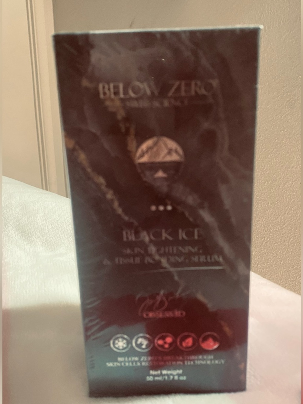 Below Zero Black Ice Skin Tightening Tissue Bonding Serum 1.7fl oz Wrinkles